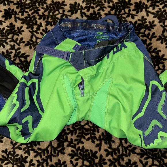 Fox racing boys dirt bike pants- gently used. Boys size 26 - Picture 3 of 5
